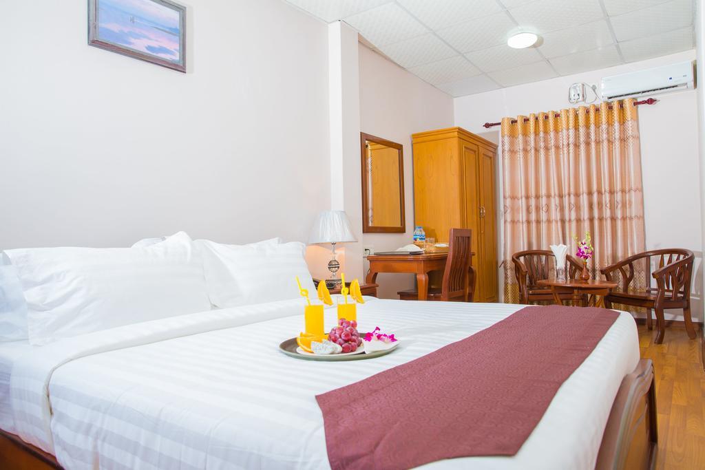 Hotel Iceland Mandalay Esterno foto