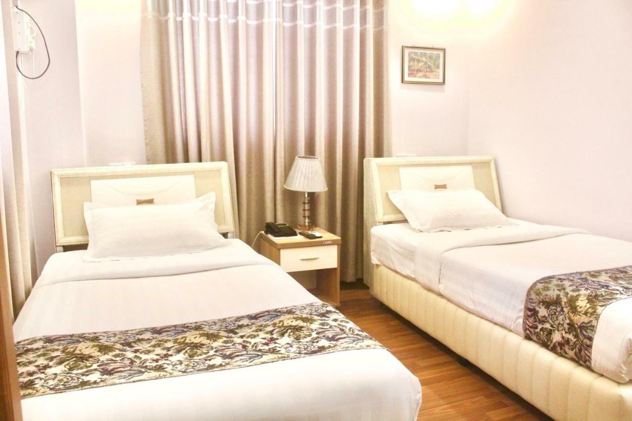 Hotel Iceland Mandalay Esterno foto