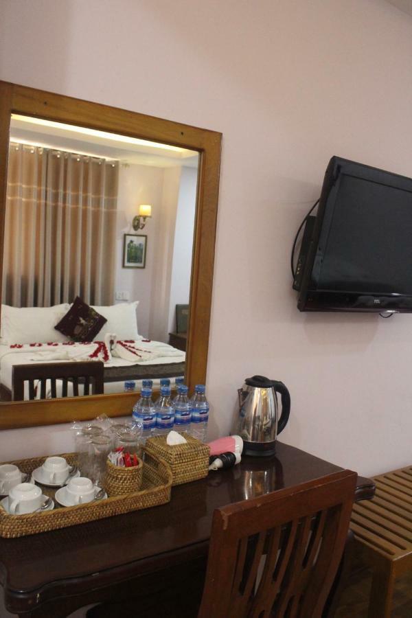 Hotel Iceland Mandalay Esterno foto