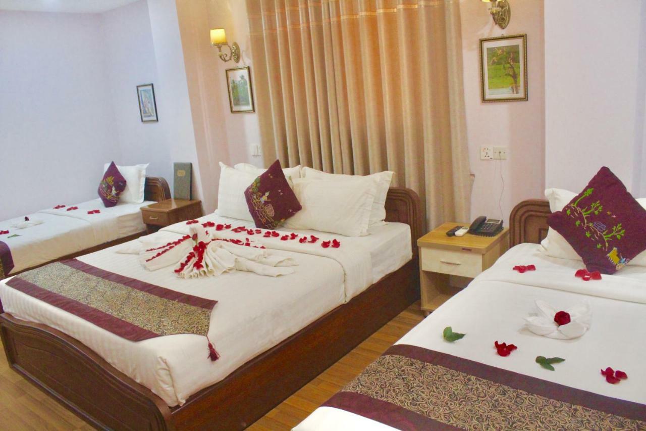 Hotel Iceland Mandalay Esterno foto